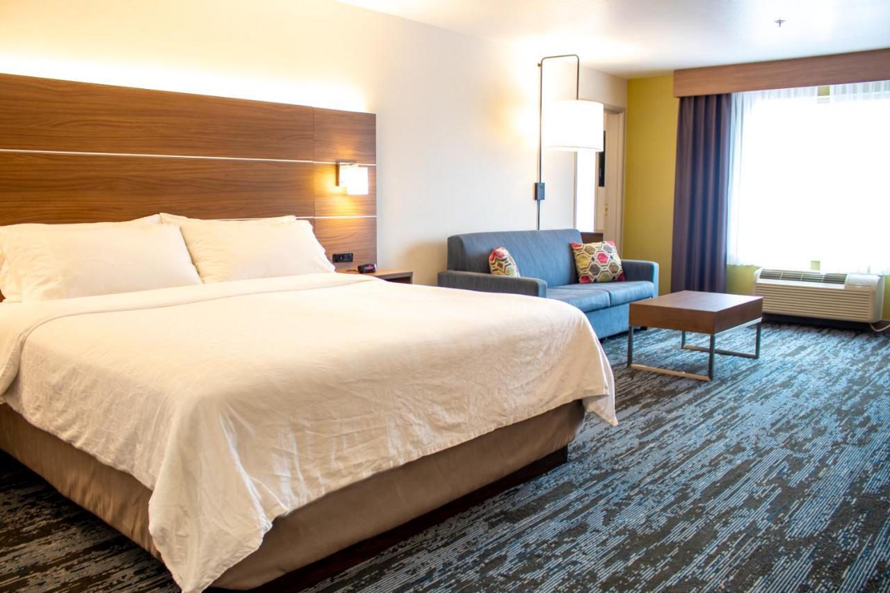 Holiday Inn Express & Suites Wausau By Ihg Weston Exteriör bild