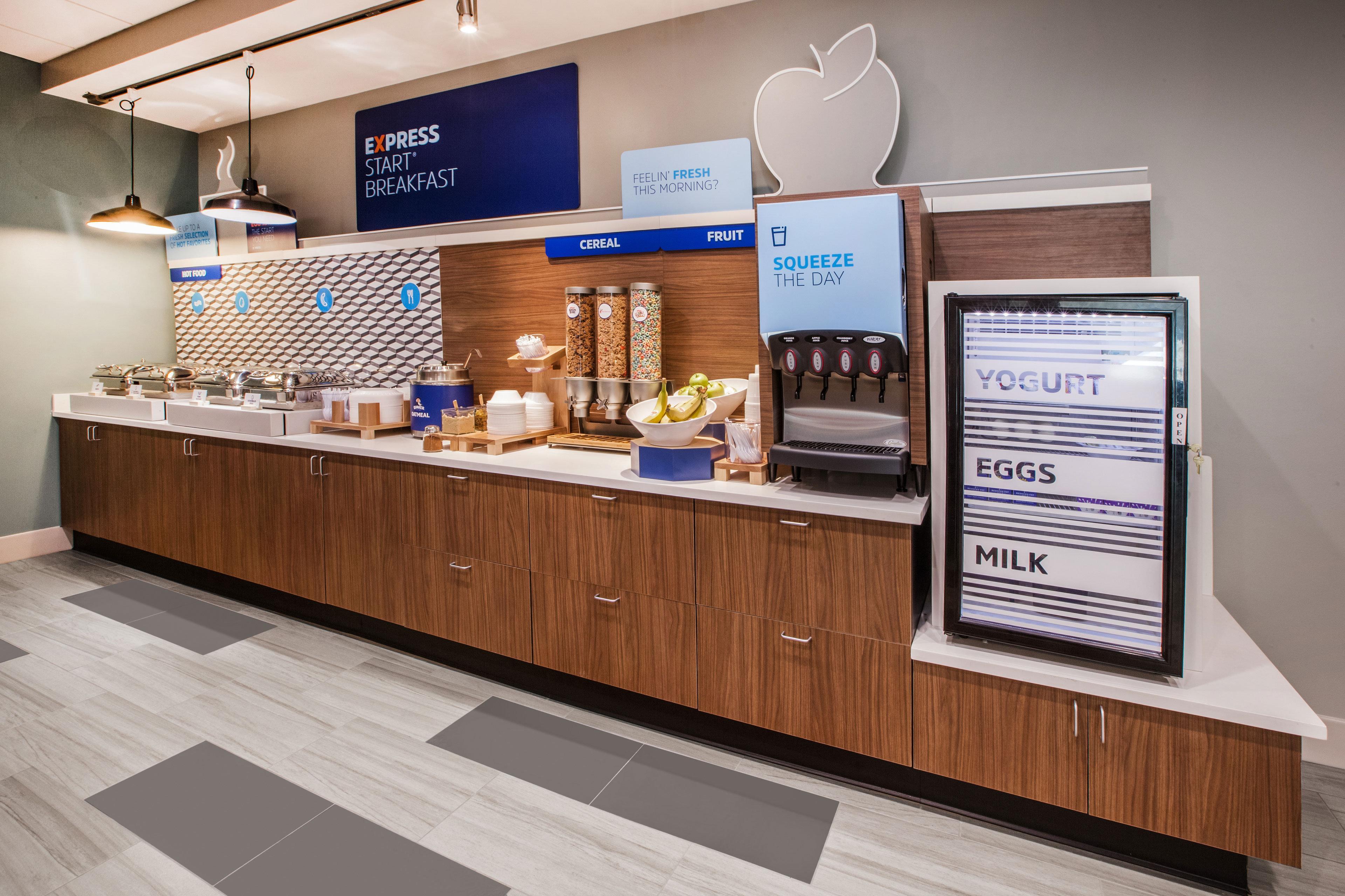 Holiday Inn Express & Suites Wausau By Ihg Weston Exteriör bild