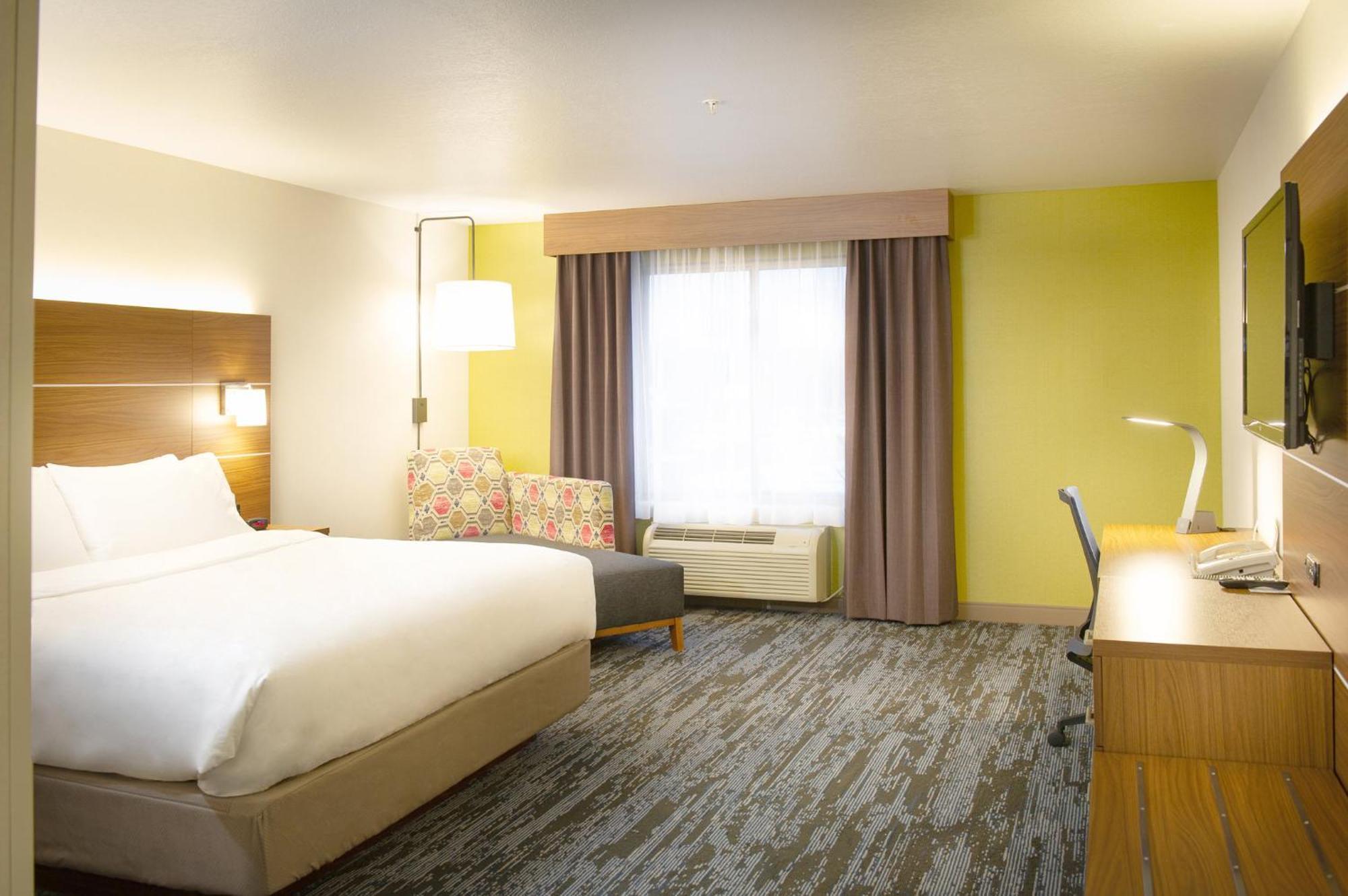 Holiday Inn Express & Suites Wausau By Ihg Weston Exteriör bild