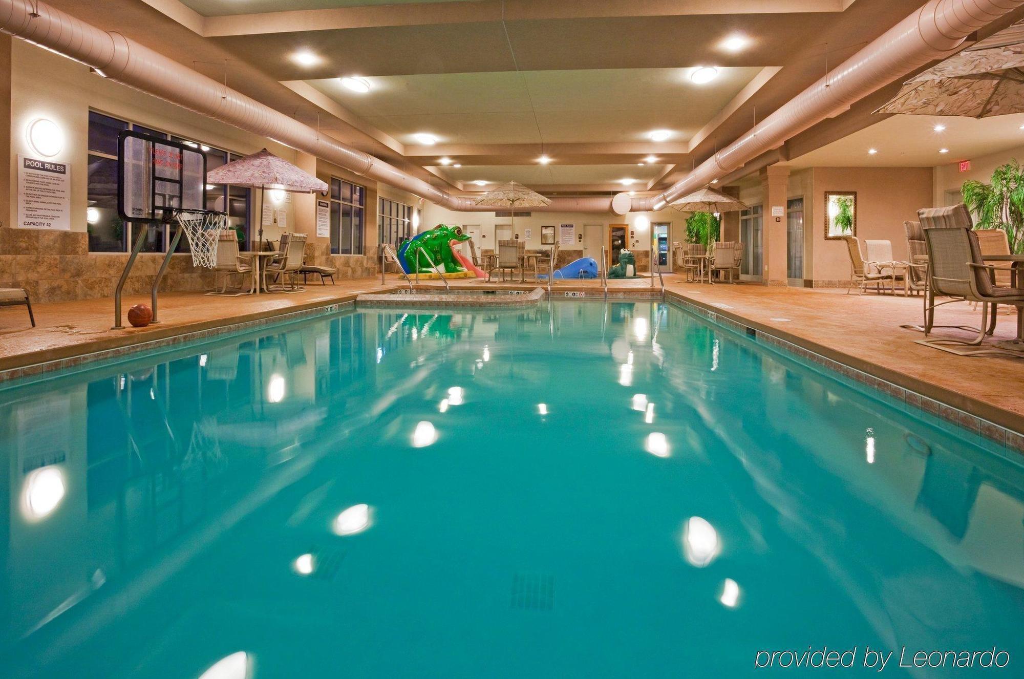 Holiday Inn Express & Suites Wausau By Ihg Weston Exteriör bild